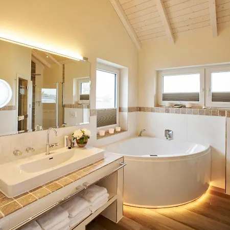 Luxuswellnesshaus Krabbe Dom wakacyjny